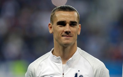 环球电竞独家-C罗凌空抽射打偏