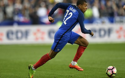 环球电竞热评-伊萨克又进球了这状态谁能挡