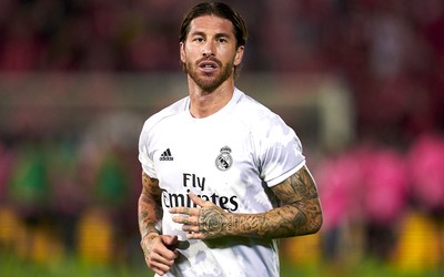 环球电竞精华-利瓦科维奇门前守护神